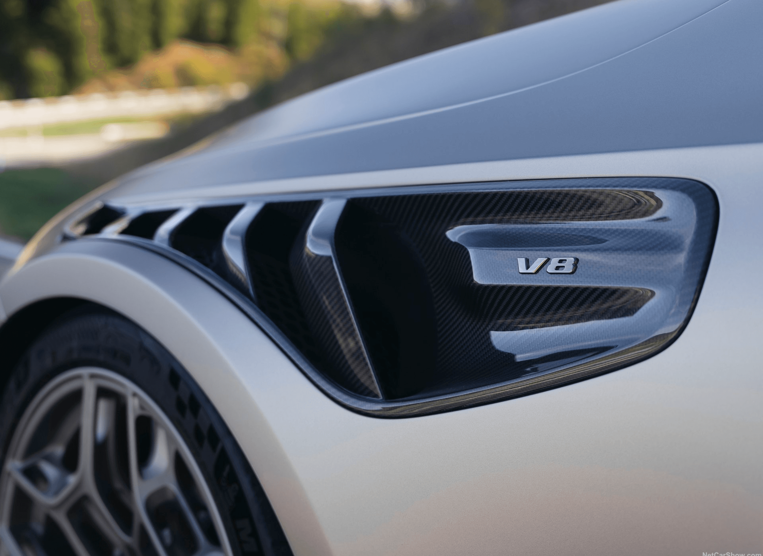 Moteur V8 biturbo AMG M177 EVO quatre litres vilebrequin plat