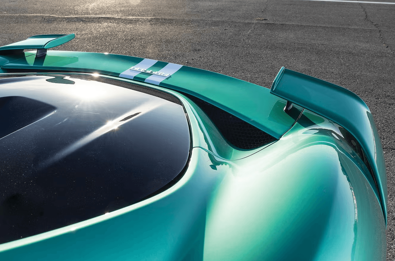 Ferrari 296 Speciale vue arriere aileron actif et ailettes laterales